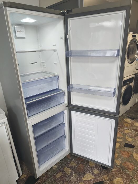 Combina frigorifica Beko inox ne-o fost import