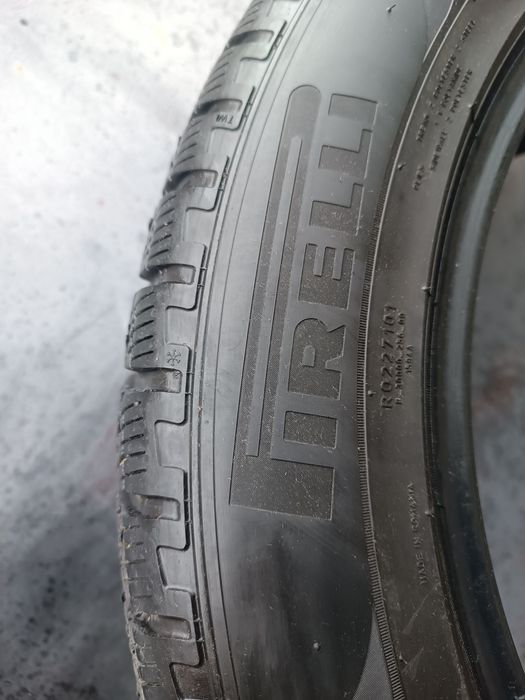 235/55/18 Pirelli