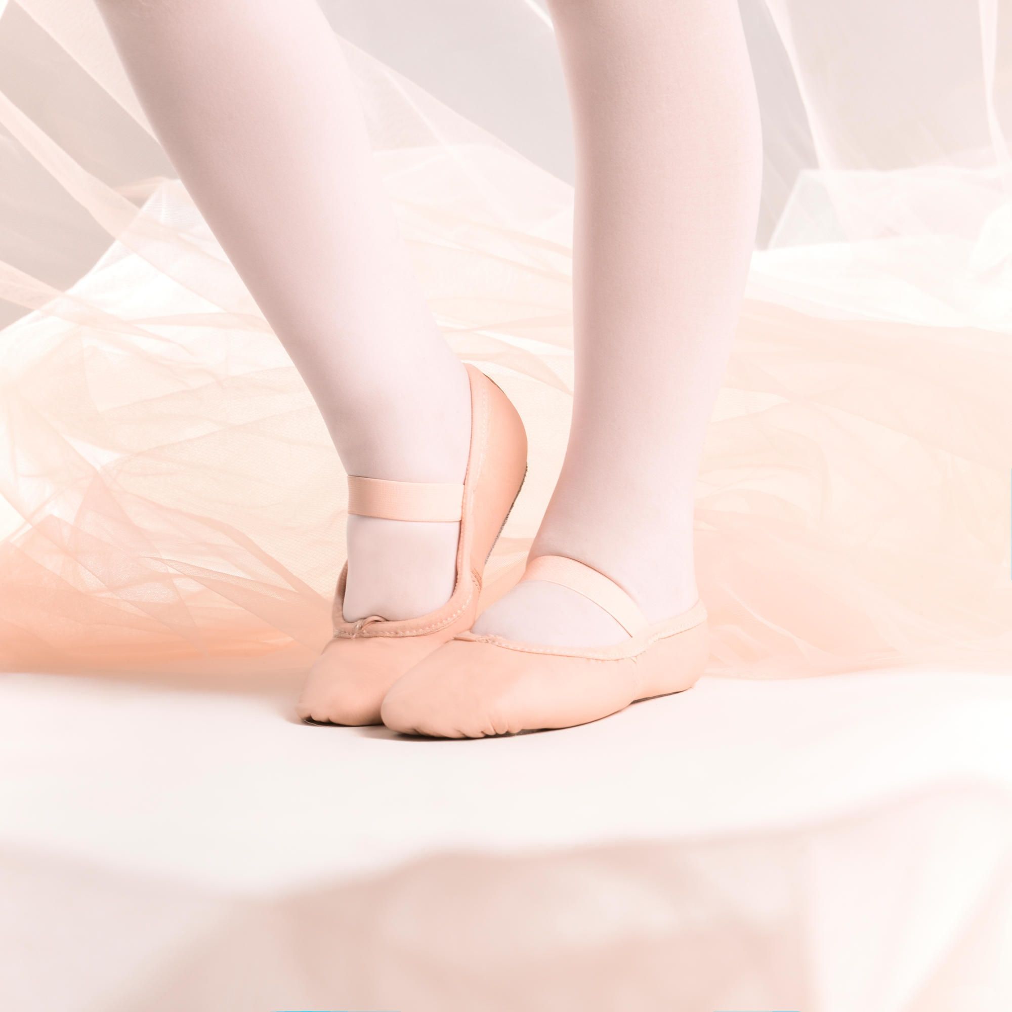 Vand demi-poante (opincute ) balet din piele naturala