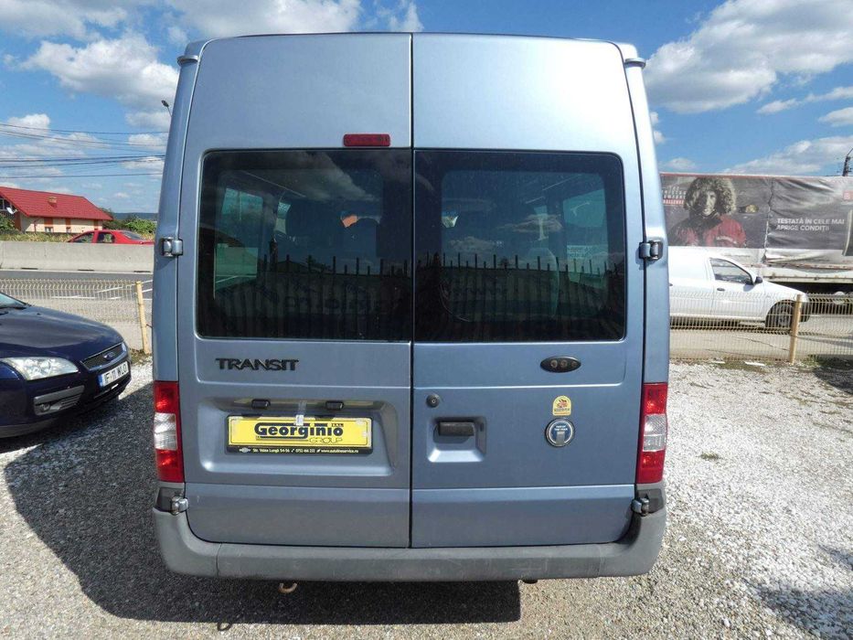 Ford Transit 8+1 locuri