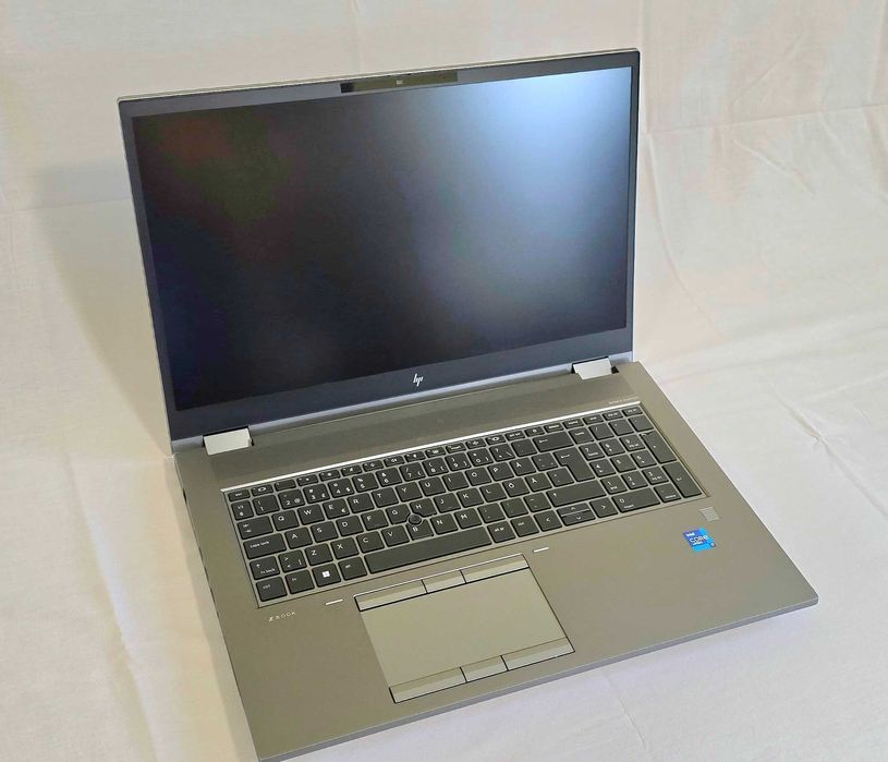 HP ZBOOK FURY G8 17.3" / I7-11850H / RTX A5000 / 32GB / 510GB