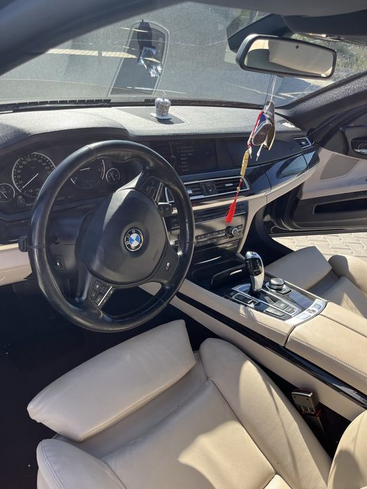 BMW SERIA 7 3.0d xdrive