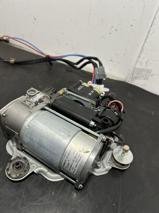 Compresor perne aer BMW X5 E53 | 881082099