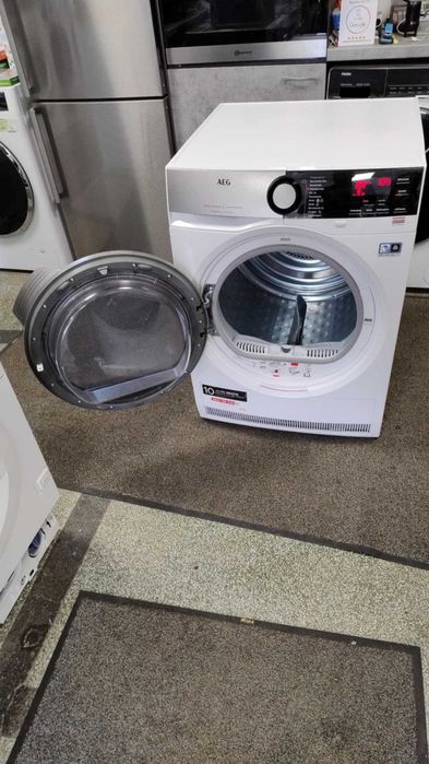 A+++ Сушилня с термопомпа AEG-АЕГ 8 кг 9000 Series SensiDry FiberPro