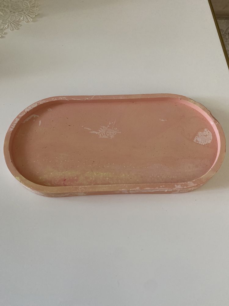 Продам изделие из глины можно как подставку