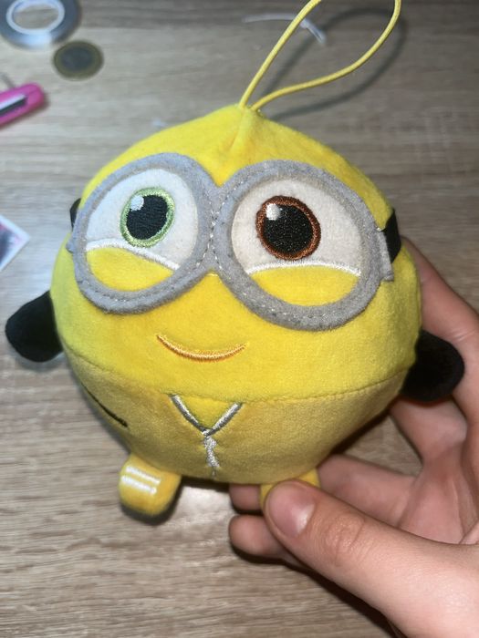 Игрушка миньен отлиное состояние