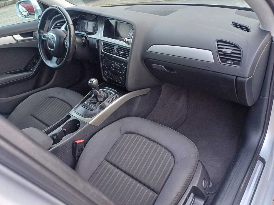 AUDI A4 B8 2.0 TDi 143 Cp 2009 Euro 5