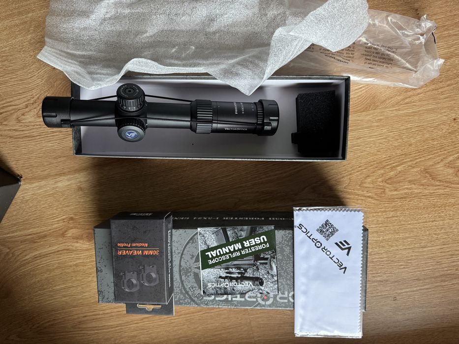 Replica airsoft CZ Scorpion Tokyo Marui Magpul Specna Vector Optics