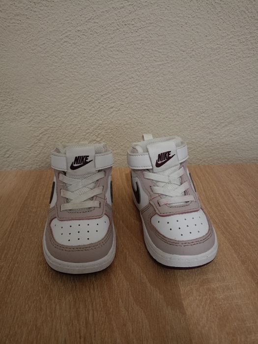 Nike - маратонки/кецове