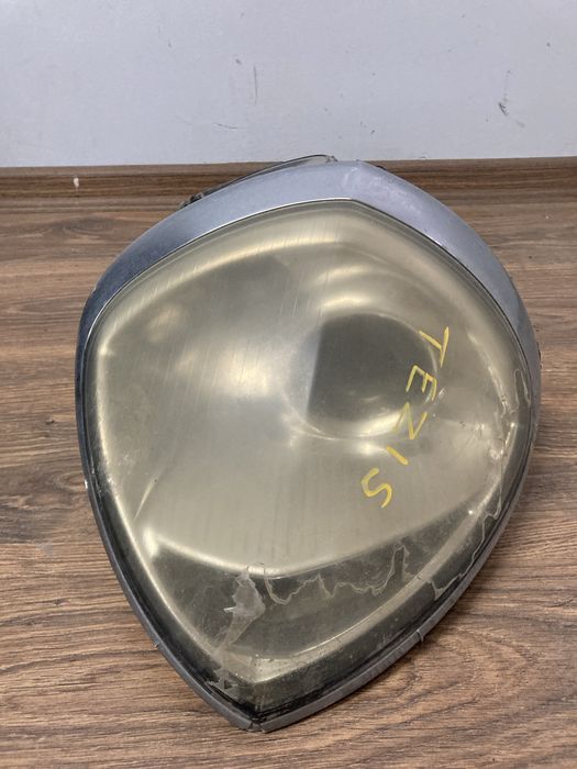 Ляв фар за Lancia Thesis / Ланчиа Тезис