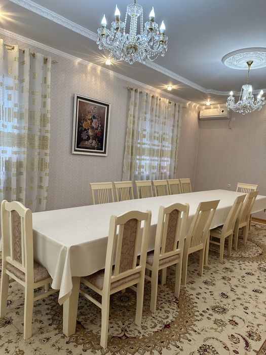 Стол для гостиной