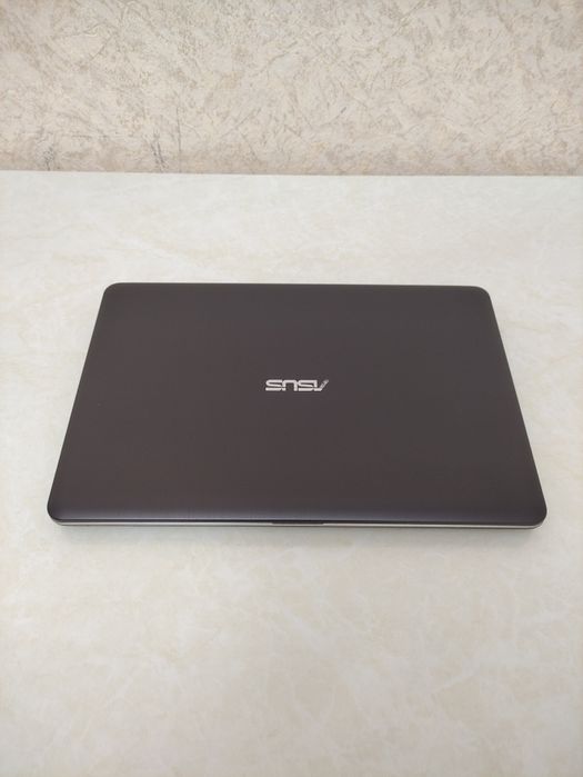 Asus core i3-6006/4/500