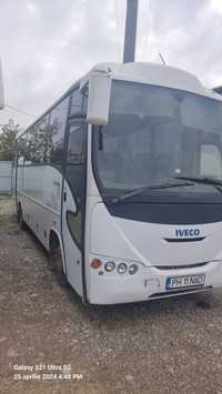Vând Iveco eurobus