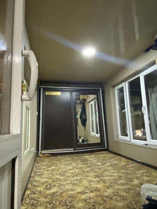 4 xonali uy sotiladi tinchlik metrosi tepasida guncha kinoteatr