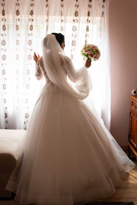 Vând rochie Mireasă