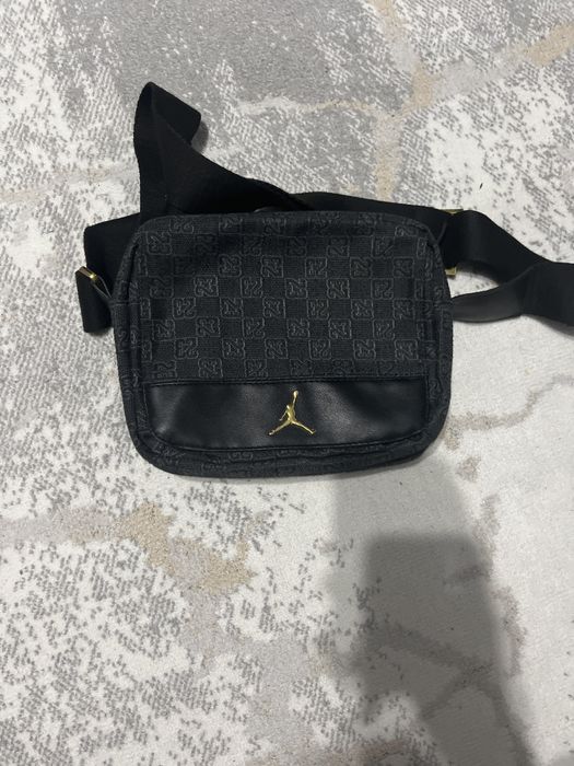 Барсетка Jordan.