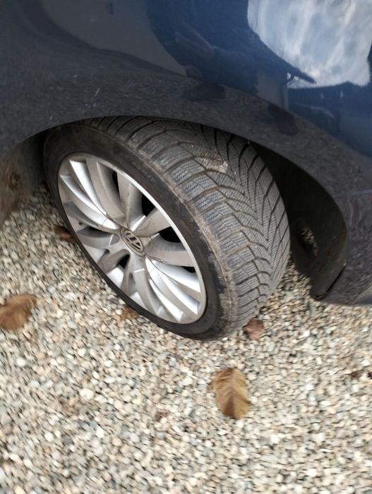 Jante 17 vw 5x112 225 45 17 cauciucuri noi de iarna