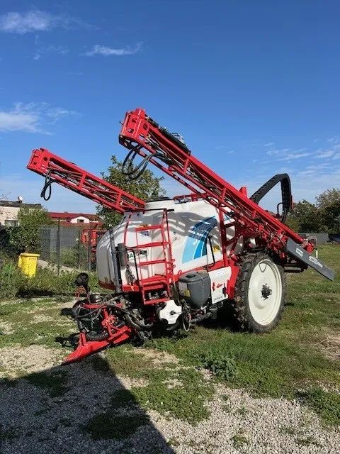 Alta MASINA DE ERBICIDAT BARGAM ELIOS 3200/24