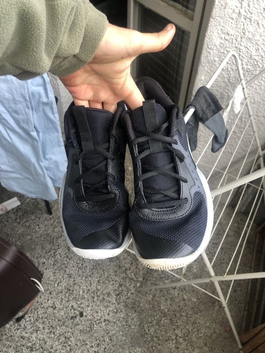under armour обувки 40