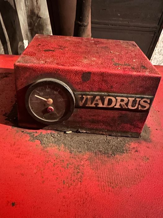 Парно на твърдо гориво VIADRUS U22 28kw
