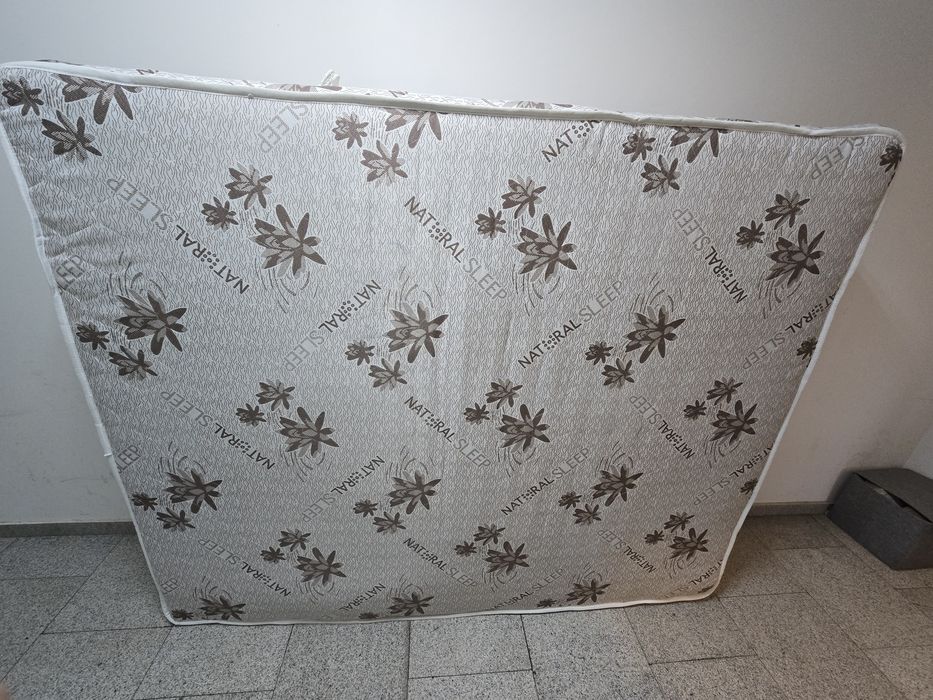 Единичен матрак 160/200