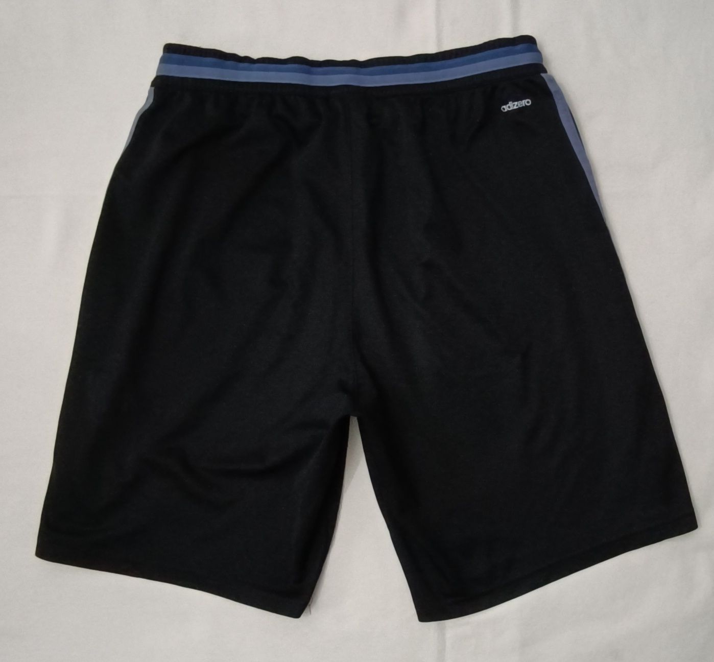 Adidas Real Madrid Shorts оригинални гащета M Адидас Реал Мадрид шорти
