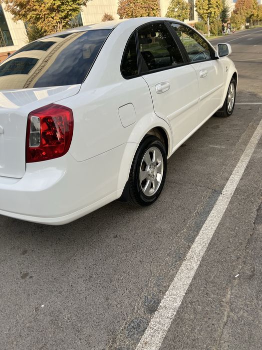 Chevrolet Gentra 3 Позиция