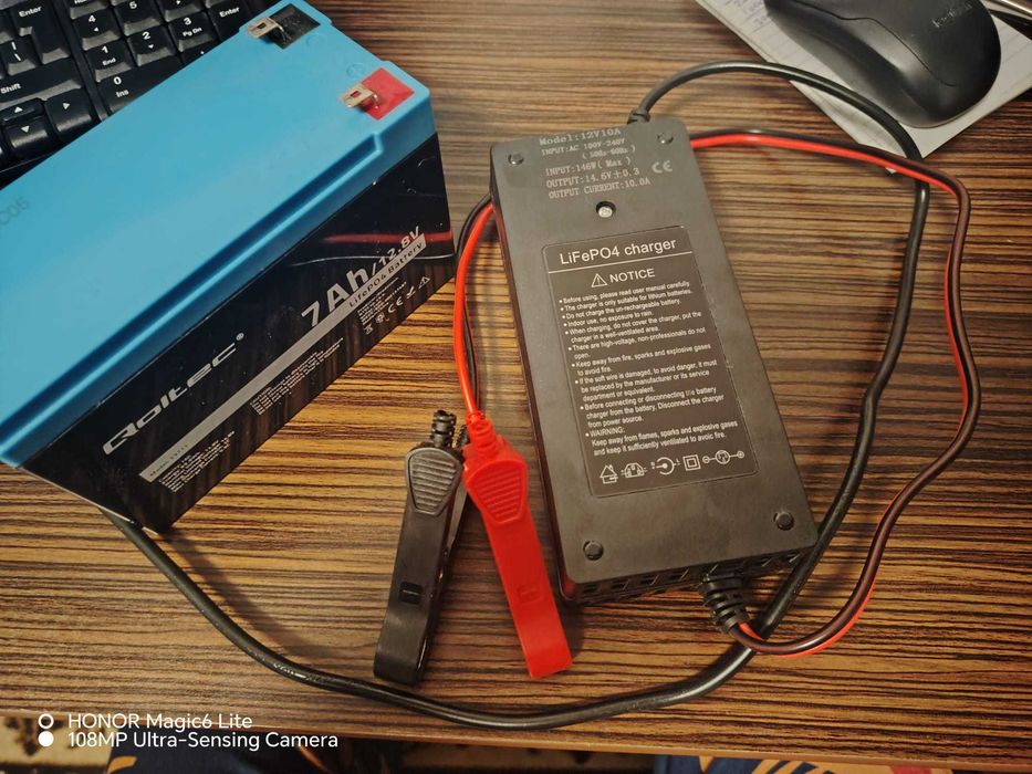 Baterie LiFePO4 + Incarcator dedicat