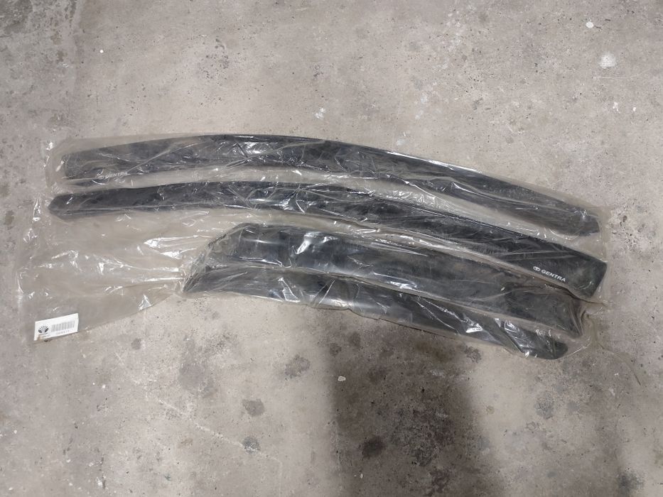 Продам ветровики дефлекторы на Gentra джентра. Новый.