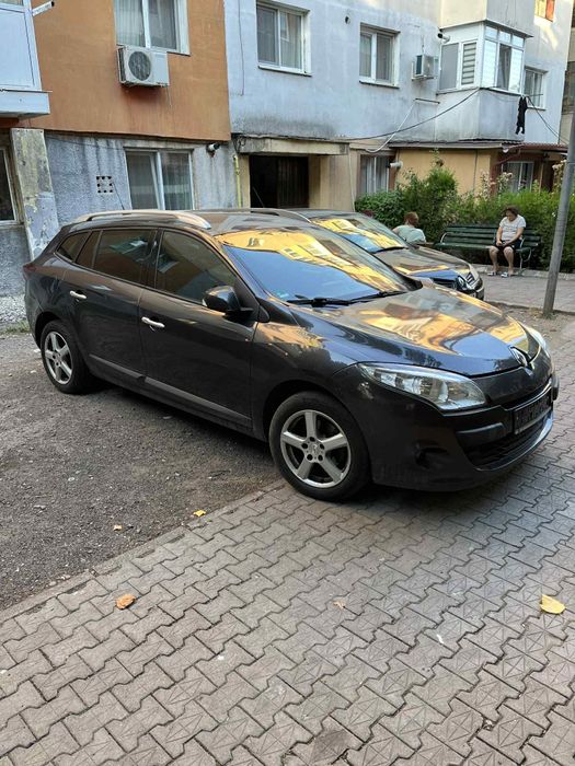 Vând Renault Megane An fabricație 2015 Germania, km235000 ,full option
