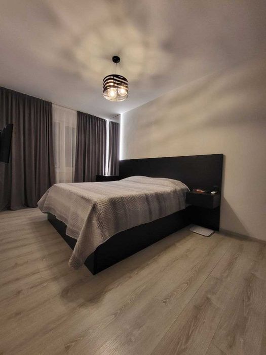 Продам свою 2х ком.ул.Махтумкули, ЖК "Беш Чинор"