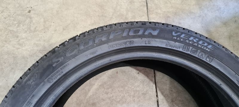 275/40/22 PIRELLI 4бр