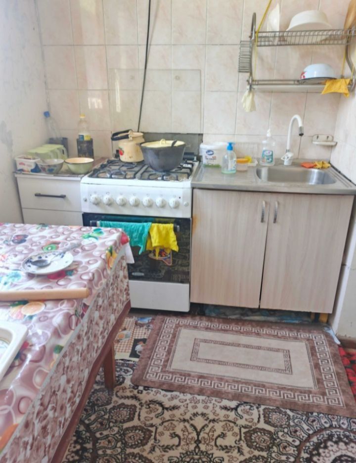 3/5/5чиланзар УЛ.мукимий продаётся квартира. Ипотека возможна.66500