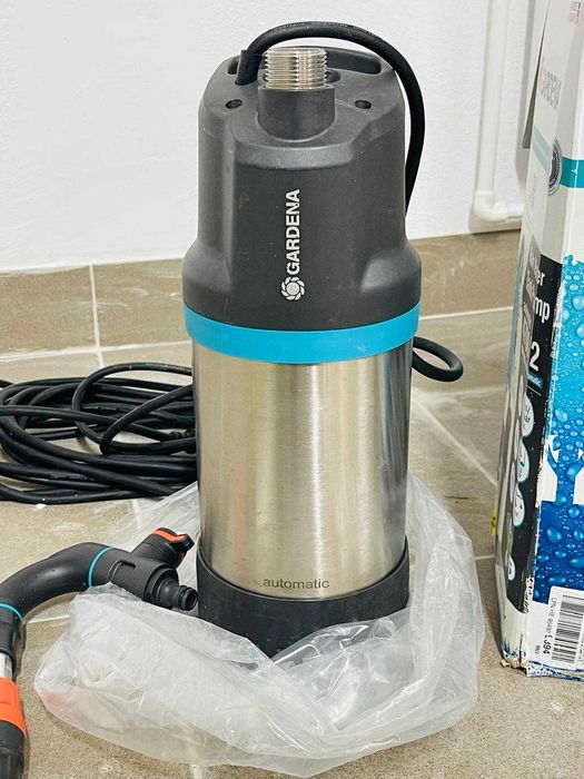 Set pompă Gardena pentru butoaie de ploaie 2000/2 Li-18