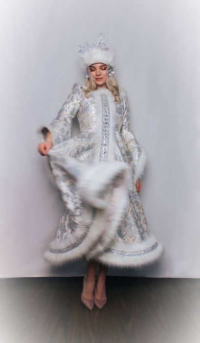 Прокат Новогодних карнавальных костюмов взрослых