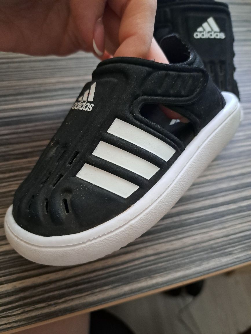 Маратонки за момче Adidas