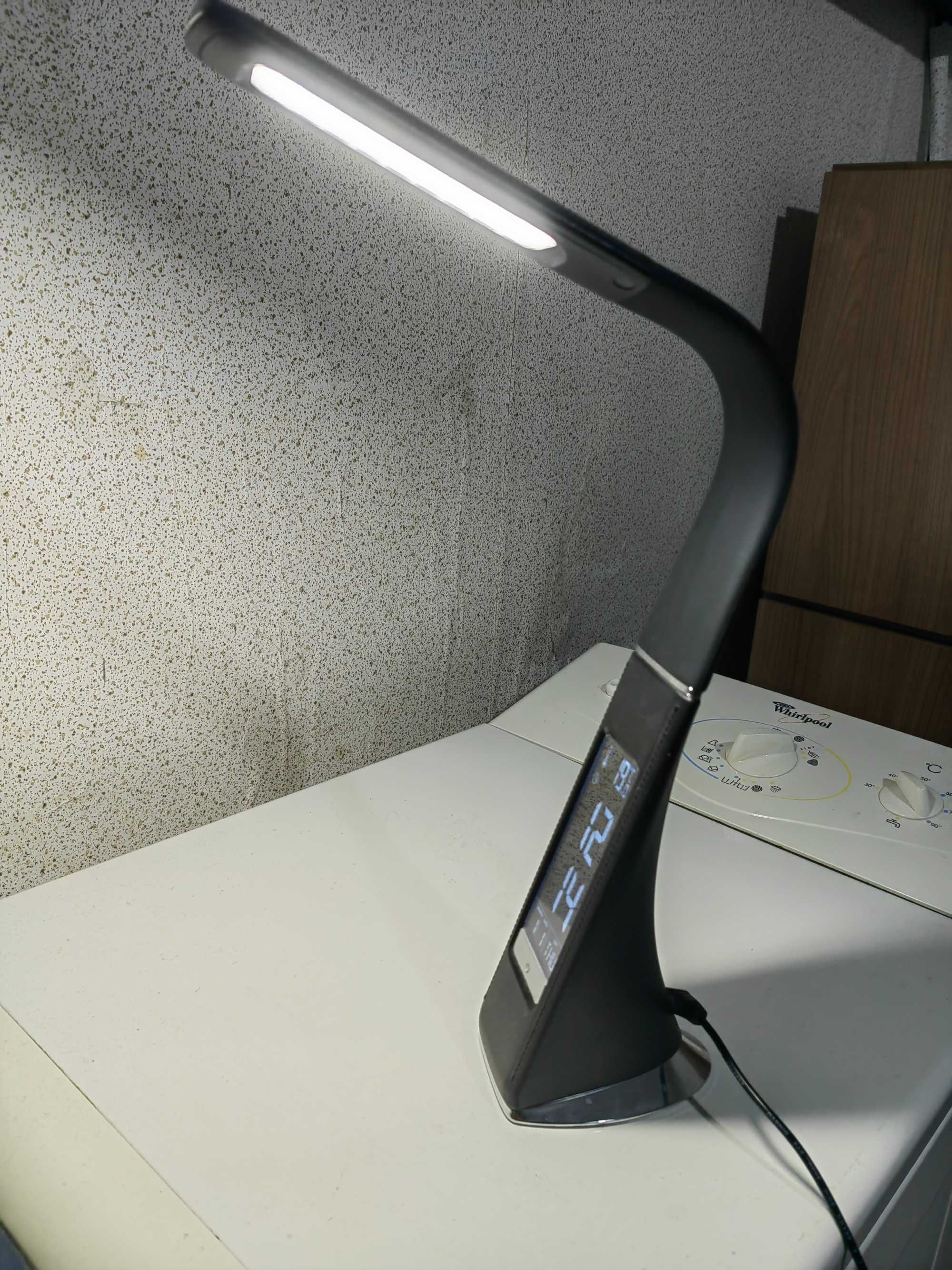 Настолна LED лампа Livarno Lux с гъвкаво рамо