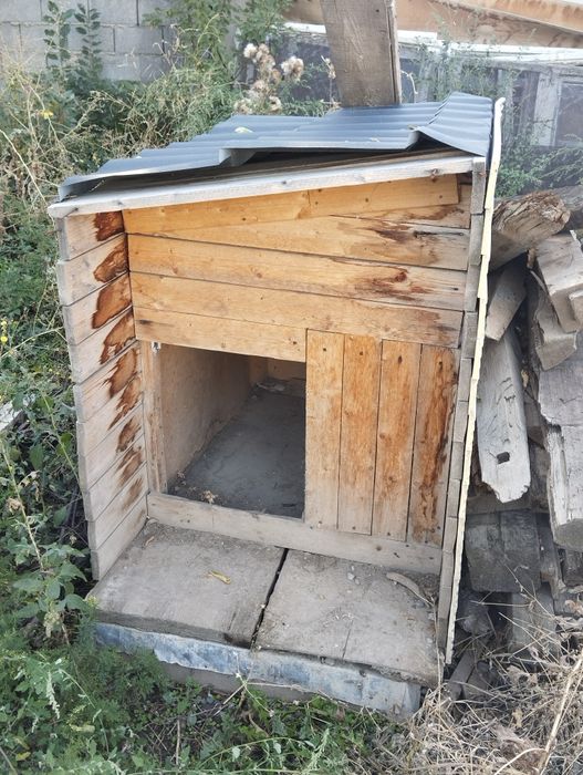 Продается будка для собаки