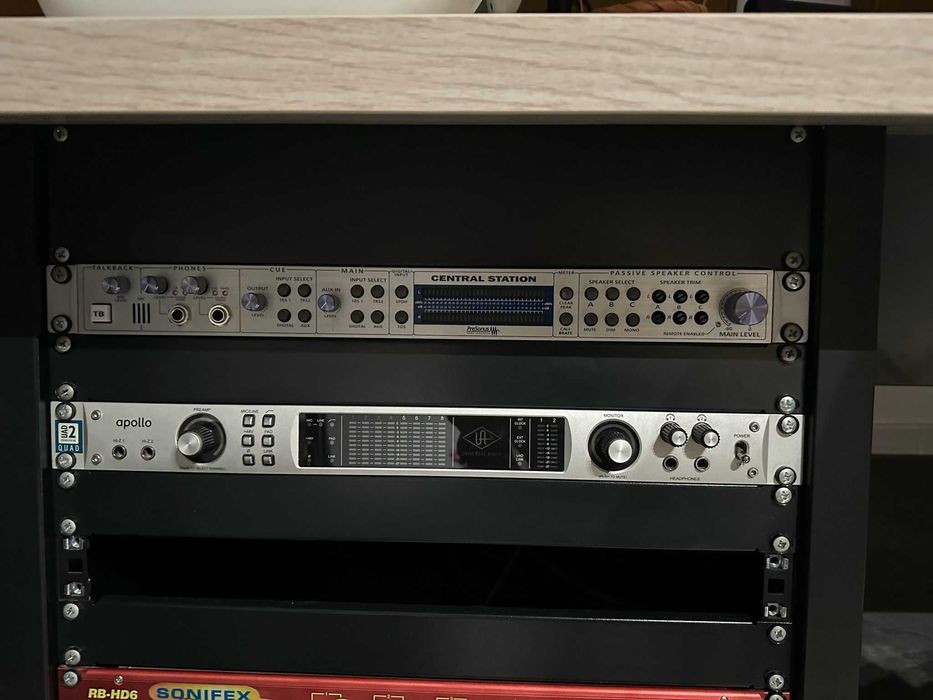 Aparatura Studio de inregistrari
