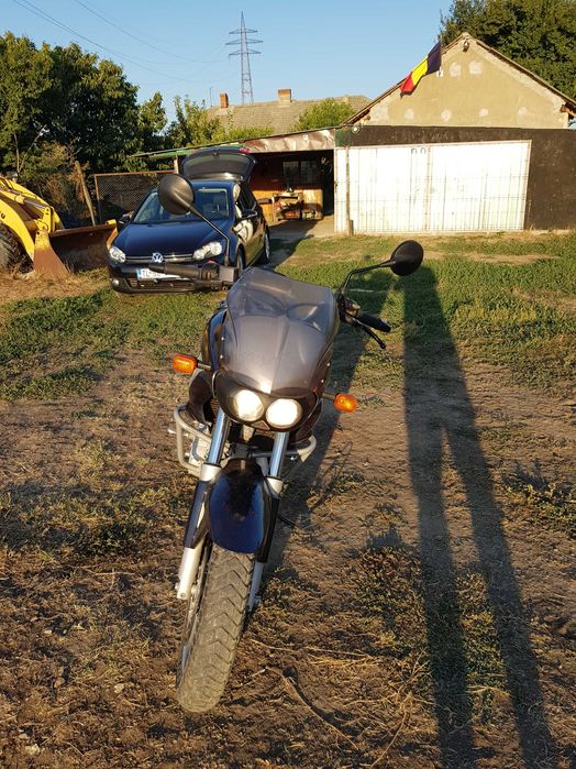 vind motocicleta bmw 650 CS