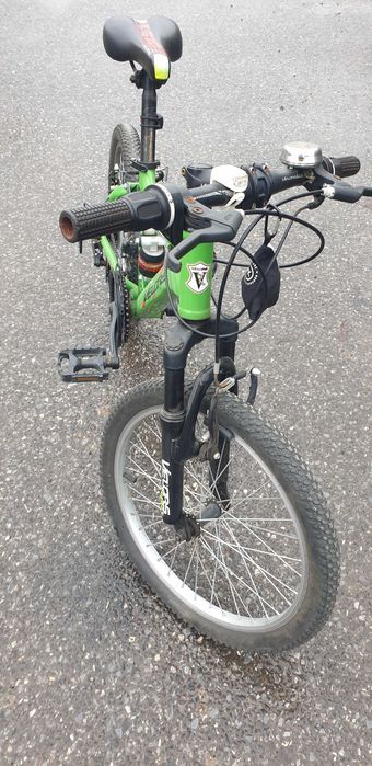 Vând bicicletă copii