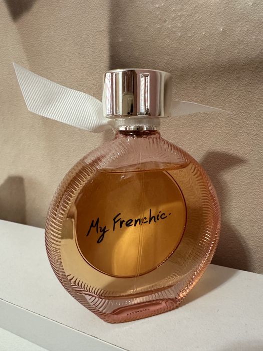 Innisfree крем с хиалуронова киселина и Rochas Mademoiselle