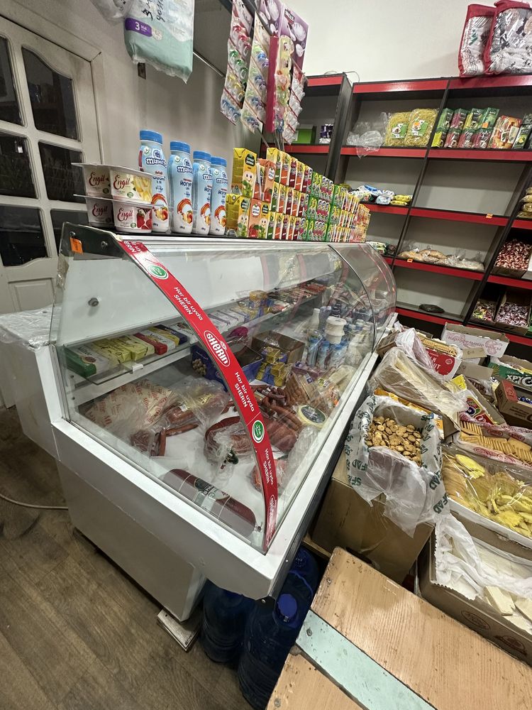 Xoladilnik vitrinali2,5