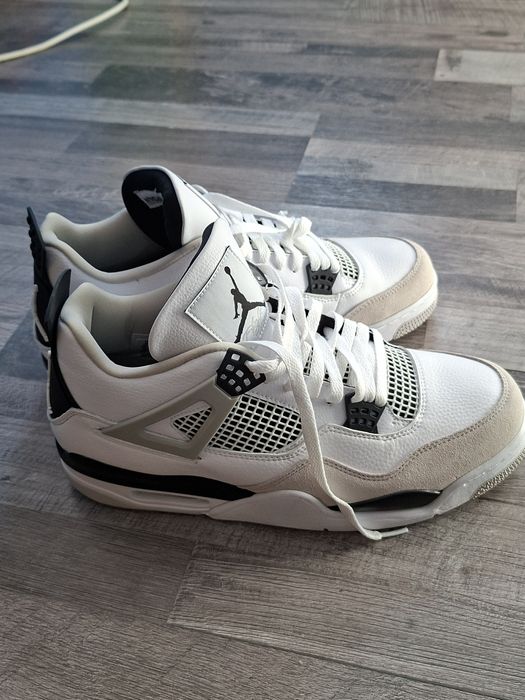 Jordan Military retro
