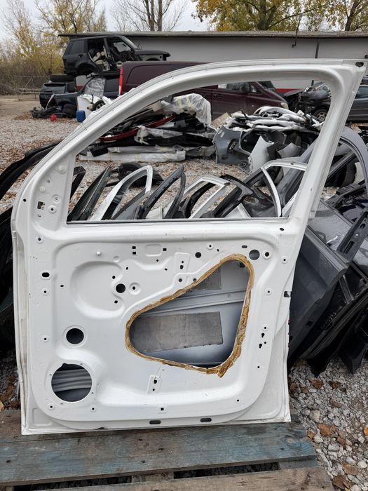 Врата VW Amarok