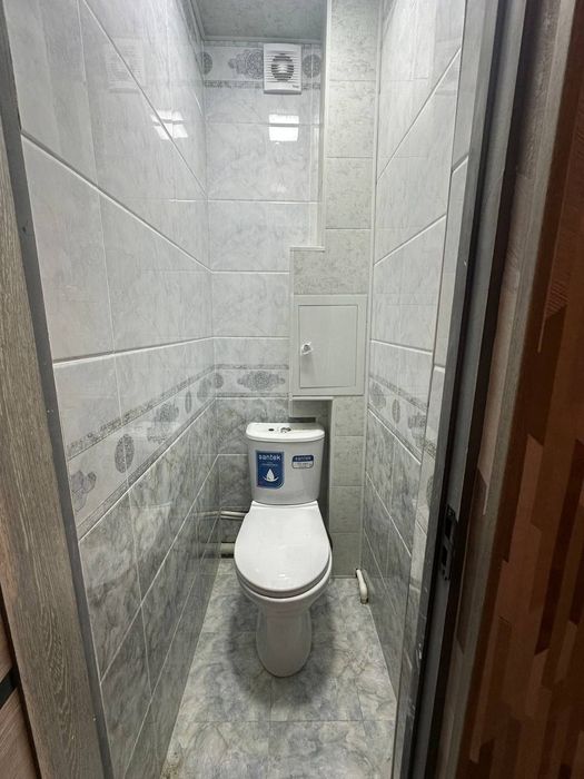 Продаётся квартира Кадишева 3 комнатная