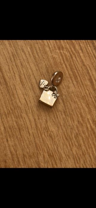 Pandora талисмани Пандора