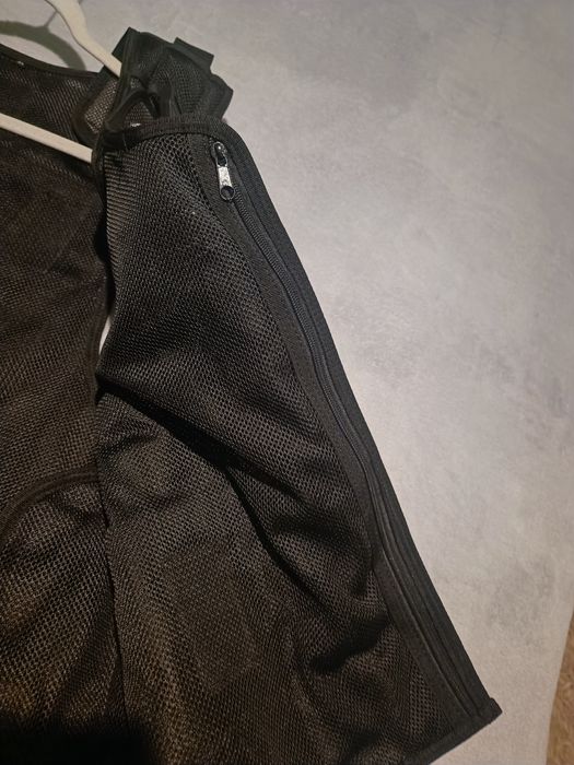 Тактическа жилетка