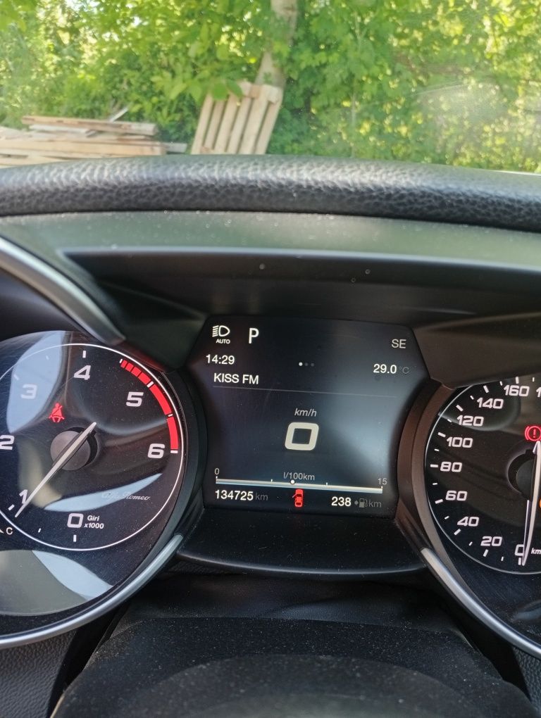 Vând autoturism Alfa Romeo Giulia