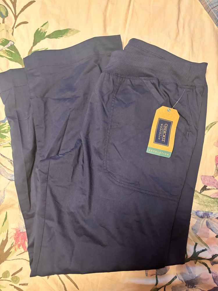 Медицински туники и панталони Cherokee, Heartsoul,Dickies